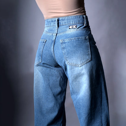 Bella Barrel Fit Jeans