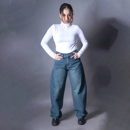 Bella Barrel Fit Jeans