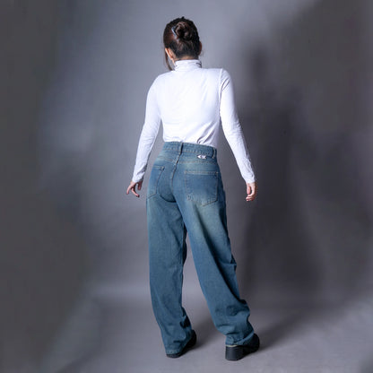 Bella Barrel Fit Jeans