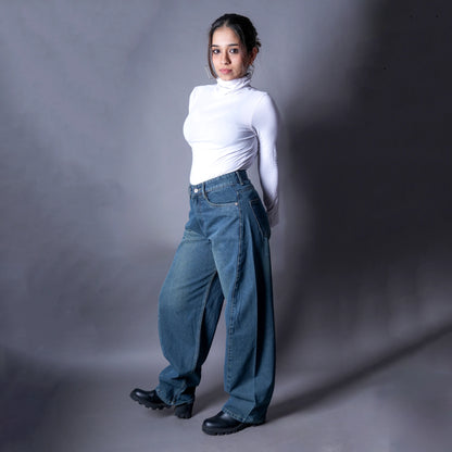 Bella Barrel Fit Jeans